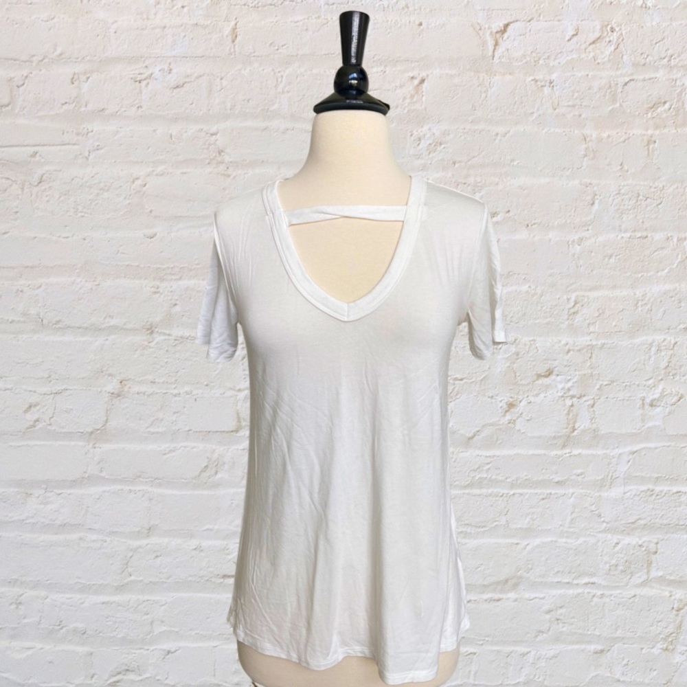 SOCIALITE, XS, Keyhole/choker, T-shirt